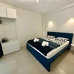 Azzurro *